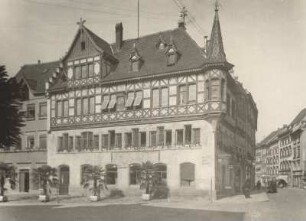 Überlingen am Bodensee, Haus zur Löwenzucht am Markt : Überlingen am Bodensee. Haus zur Löwenzucht von 1490 (heute Fischhaus Löwenzunft)