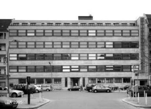 Verwaltungsgebäude der Deutschen Krankenversicherungs AG (DKV); Berlin, Tempelhof-Schöneberg