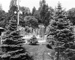 Budapest, Gellertberg : Budapest. Außenanlage am Gellertbad