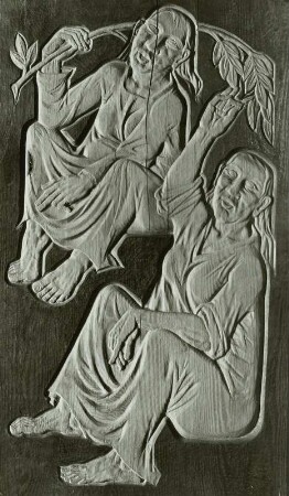 2 Mädchen mit Zweig