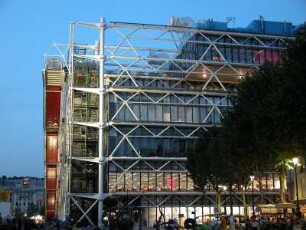 Centre Pompidou am Abend