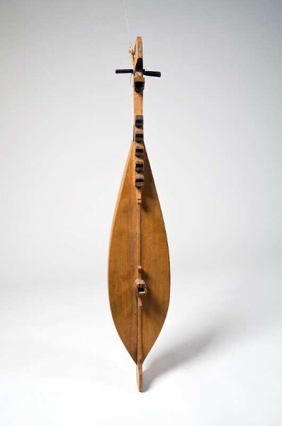 Bowl-necked lute