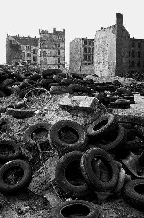 Berlin-Kreuzberg : Berlin-Kreuzberg, nahe Friedrichstrasse; MA zu "Dismalness Blues"