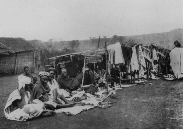 Hausa dealer, Dume station