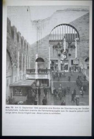 Große Schalterhalle des Hauptbahnhofs