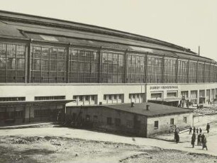 Berlin Bahnhof-Friedrichstraße, außen