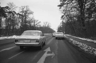 Versuchsweise Anbringung eines Mikrobelags auf der Linkenheimer Landstraße zwischen Moltkestraße und Adenauerring.