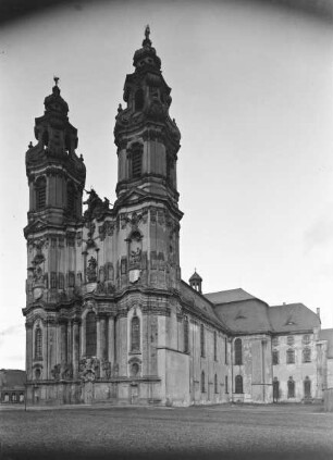 Katholische Pfarrkirche Sankt Maria Himmelfahrt & ehemalige Stiftskirche