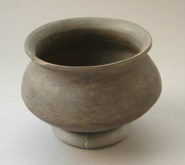 Clay vessel