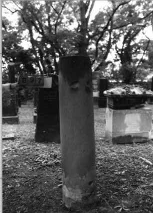 Grabstein 897