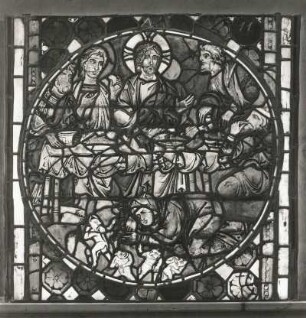 Erfurt. Barfüßerkirche. Chor. Farbige Glasfenster (nach der Restaurierung 1960). Ostfenster, Mittelbahn, Zeile 12: Gastmahl im Hause Simon mit der Fusswaschung und Salbung Christi durch Magdalena (Gesamtaufnahme, Kreismedaillon Durchmesser 71 cm, spätromanisch)