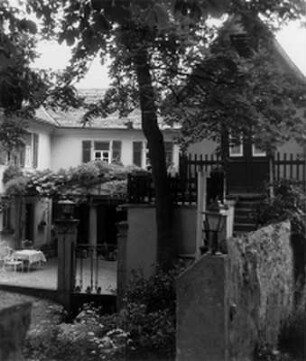Hochheim am Main, Rathausstraße 32