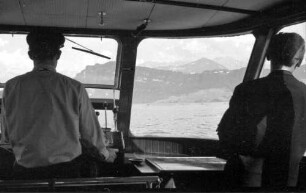 Luzern [Schweiz]: Vierwaldstättersee mit Bürgenstock, vom Motorbott aus