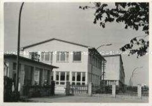 Gebäude der Eltz KG in Berlin Adlershof