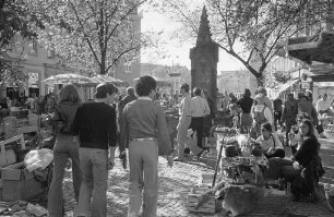 Flohmarkt auf dem Stephanplatz unter erstmaliger Einbeziehung des Ludwigsplatzes