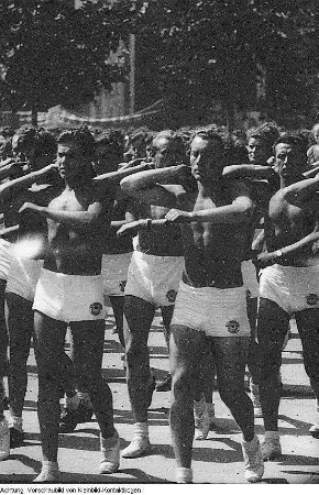 Berlin, 3. Weltfestspiele der Jugend und Studenten, Sportlerparade, August 1951