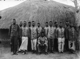 Frisuren (Deutsch-Ostafrikaexpedition 1906-1907)