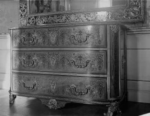Kommode : Dresden, Kommode im Boulle-Stil, ehemals im Residenzschloss Dresden