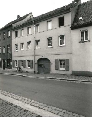 Roßwein, Nossener Straße 24. Wohnhaus (um 1810)