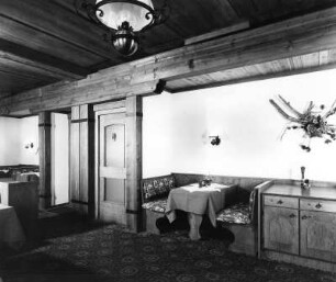 Riezlern. Sporthotel Riezlern. Gastraum