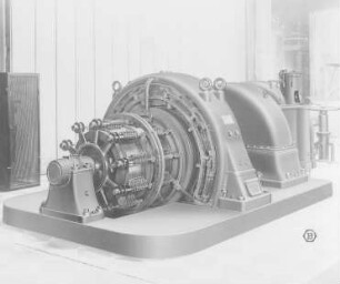 Dampfturbinenantrieb eines Gleichstromgenerators über Zahnradgetriebe (Bergmann) : Technikgeschichte | Elektrotechnik | Erzeugung elektrischer Energien | Gleich- und Wechselstromgeneratoren, Turbogeneratoren