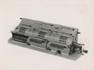 Doppelrechenmaschine "183" der Brunsviga-Maschinenwerke Grimme, Natalis und Co.