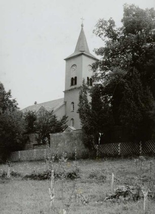 Evangelische Pfarrkirche zum Heiligen Kreuz