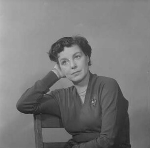 Porträtaufnahmen der Schauspielerin Ursula Burg : Porträt der Schauspielerin Ursula Burg
