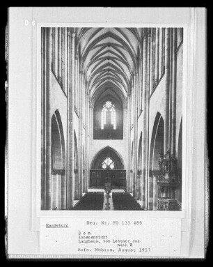 Magdeburg, Dom St. Mauritius und St. Katharina, Innenaufnahme, Langhaus : Blick ins Langhaus, vom Lettner nach Westen