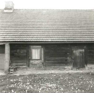 Daubitz (Rietschen-Daubitz), Dorfstraße 25. Blockhaus (1870). Gartenfront (Teilansicht)
