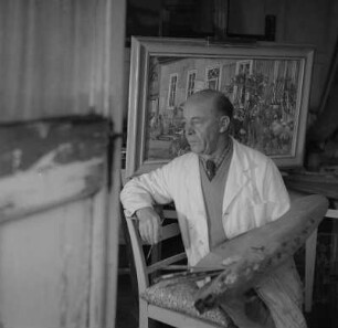 Porträt des Malers Karl Kröner in seinem Atelier