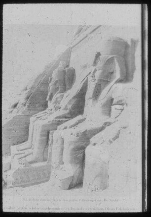 Abu Simbel, Kolosse Ramses III. vor dem Felsentempel