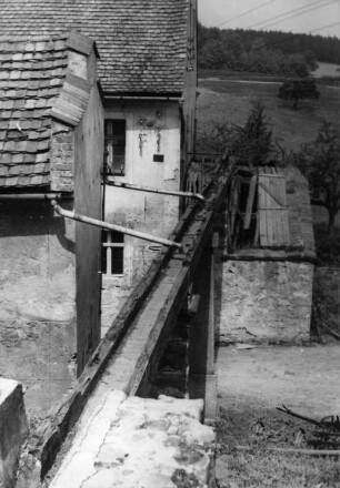 Waldhufen-Diehsa. Ehem. Mühle, Gerinne