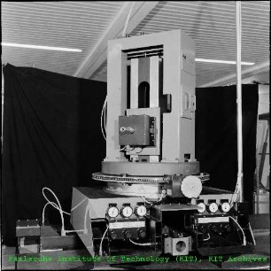 Detail der Magnetfeld-Messmaschine am Institut für Experimentelle Kernphysik (IEKP)