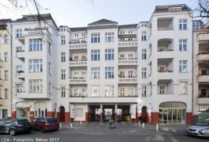 Mietshaus & Gewerbehof & Garage; Berlin, Charlottenburg-Wilmersdorf