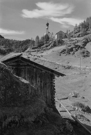 Sölden. Blick auf eine Kirche