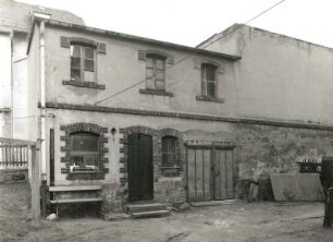 Radeberg, Dr.-Rudolf-Friedrichs-Straße 28/30. Doppelwohnhaus (um 1900). Hofgebäude