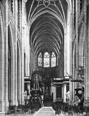 Gent, St-Bavon (St. Bavo), Inneres, Langhaus nach Osten