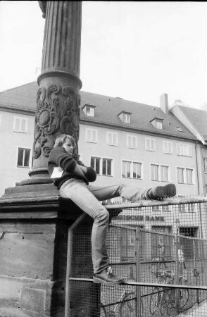 Freiburg: Münster, Zaungast, am Münster