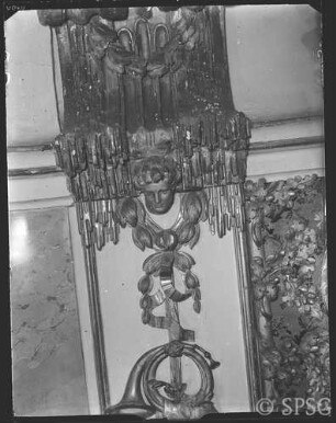 Potsdam, Neues Palais, Jagdkammer, R.:259, Südwand- Detail rechts vom Kamin.