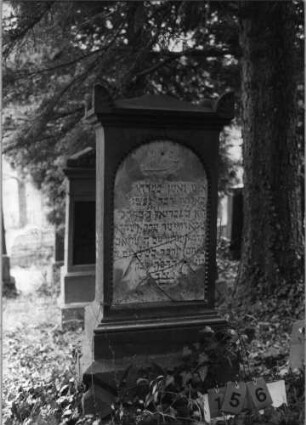 Grabstein 156
