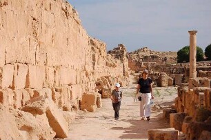 Libyen - römische Ausgrabungen : Ruinen der einstigen römischen Handelsstadt Sabrata am Mittelmeer, heute Weltkulturerbestätte der UNESCO, aufgenommen 2006