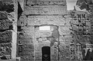 Tempel von Luxor (HAPAG-Mittelmeerfahrt der Oceana Leonhardt 1929)