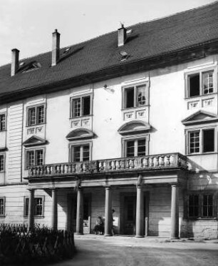 Triefenstein. Wohnhaus