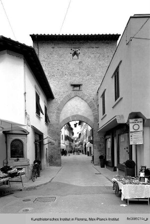 Porta Fiorentina, Borgo San Lorenzo