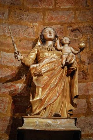Frankreich. Provence. Bouches du Rhone. Les Saintes Maries de la Mer. Camargue. Kirche. Maria und Jesus