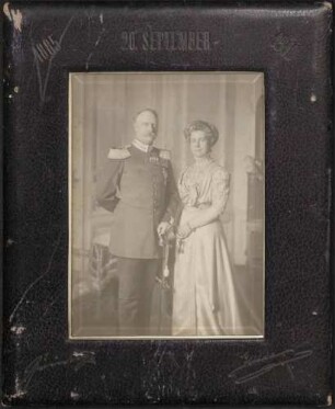 Großherzog Friedrich II. und Großherzogin Hilda, Kniestück.