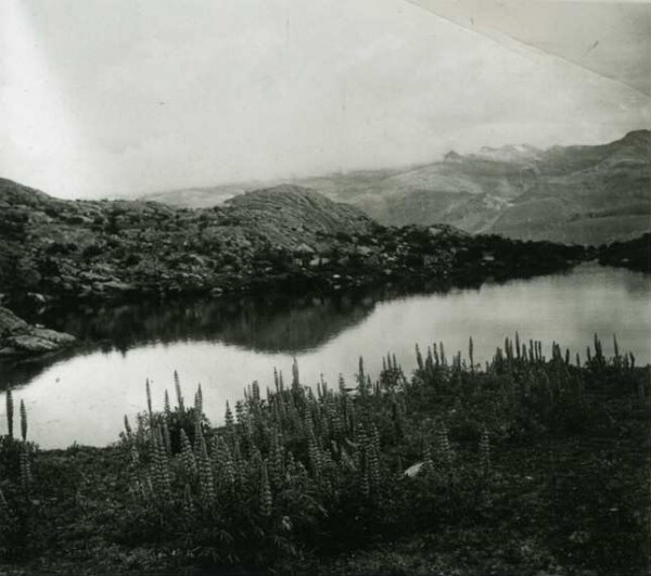 Bergsee von Aduriameina