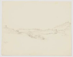 Landschaft, rechts ein flacher Berg