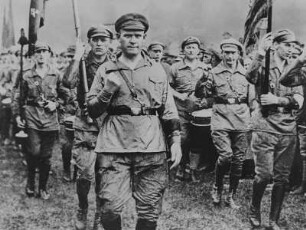 Demonstration des Roten Frontkämpferbundes (RFB) unter der Führung von Ernst Thälmann : Demonstration des Roten Frontkämpferbundes (RFB) unter der Führung von Ernst Thälmann